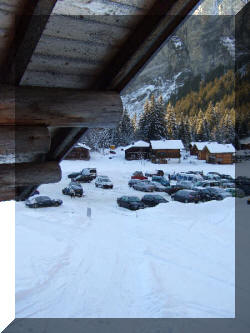 Morzine, Chalet le nid, le nouveau chemin d'acc�s, l'hiver.