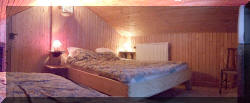 Chalet le nid, la chambre c�t� for�t.